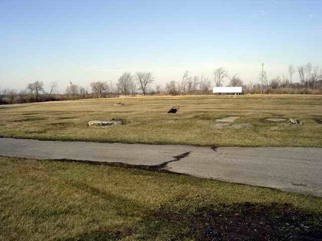 Ridgeway Drive-In - 2006 Photo (newer photo)